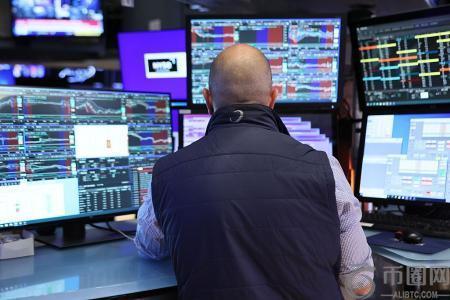 Santiment 揭示本周五大热门加密货币：BTC、ETH、DOGE、USDT 和 EGLD 引发广泛讨论