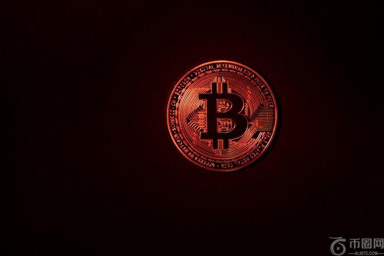 比特币每周 RSI 指向更多上涨空间，但多头能否守住 107,000 美元